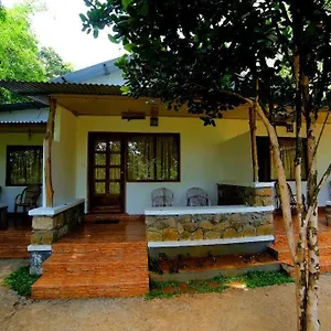 glenmore-resorts-munnar.kerala-hotels.net/